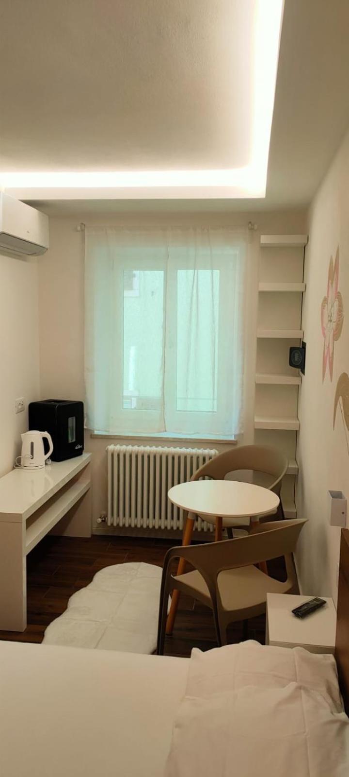 Casa Pitem Torbole Sul Garda Quarto foto