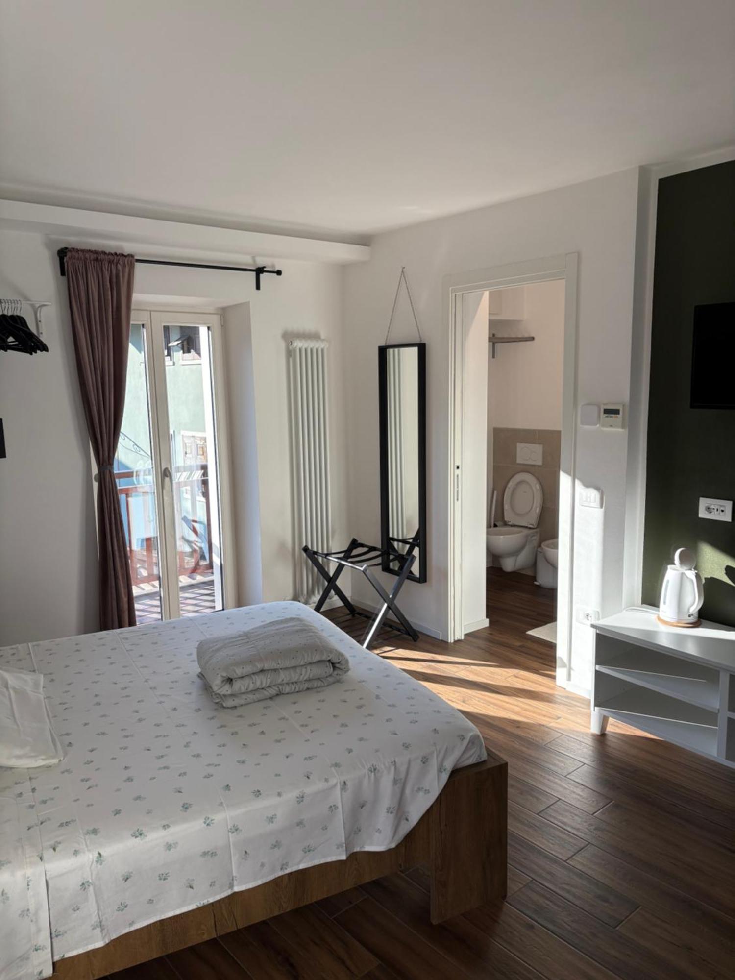 Casa Pitem Torbole Sul Garda Quarto foto
