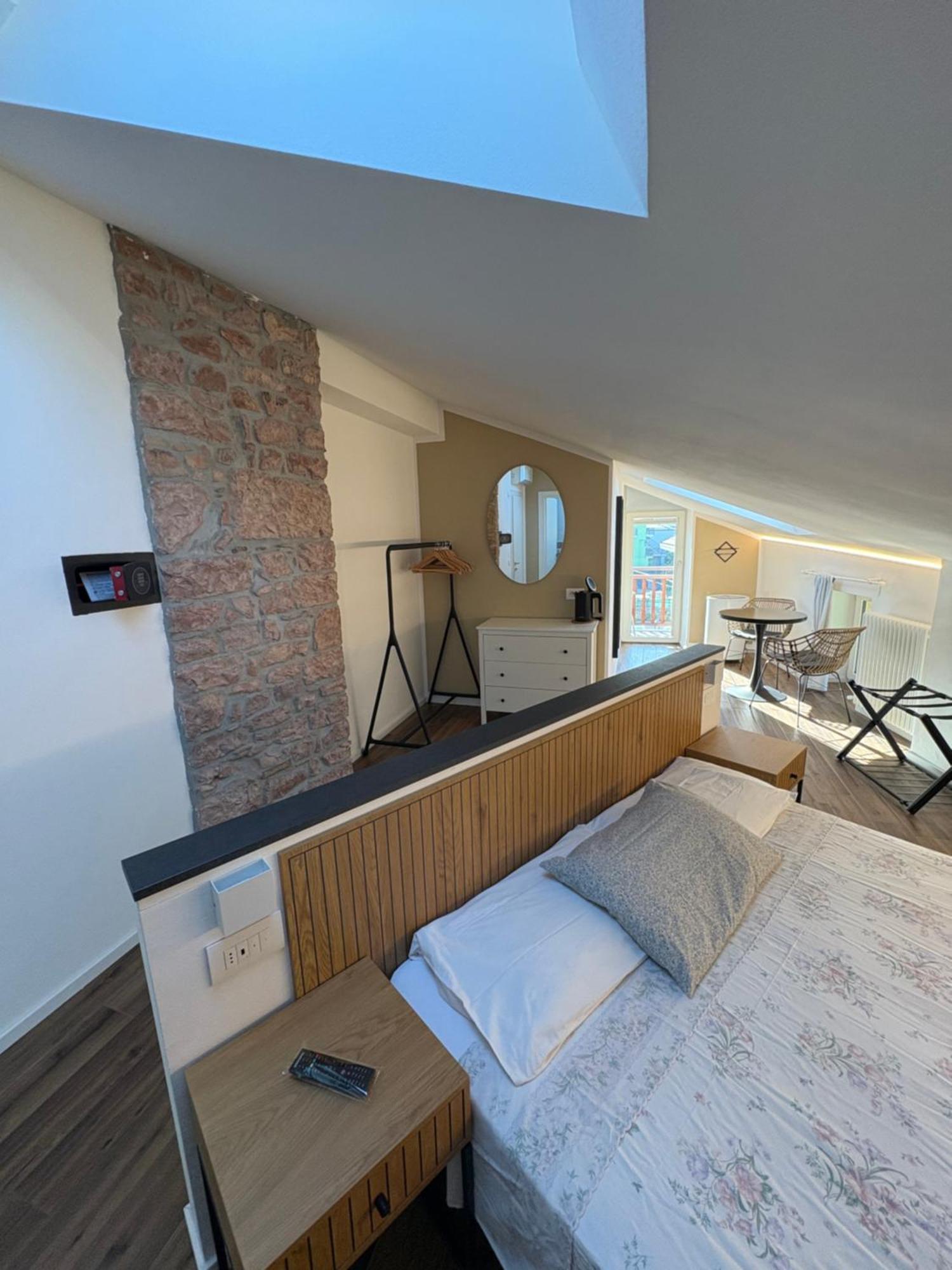 Casa Pitem Torbole Sul Garda Quarto foto